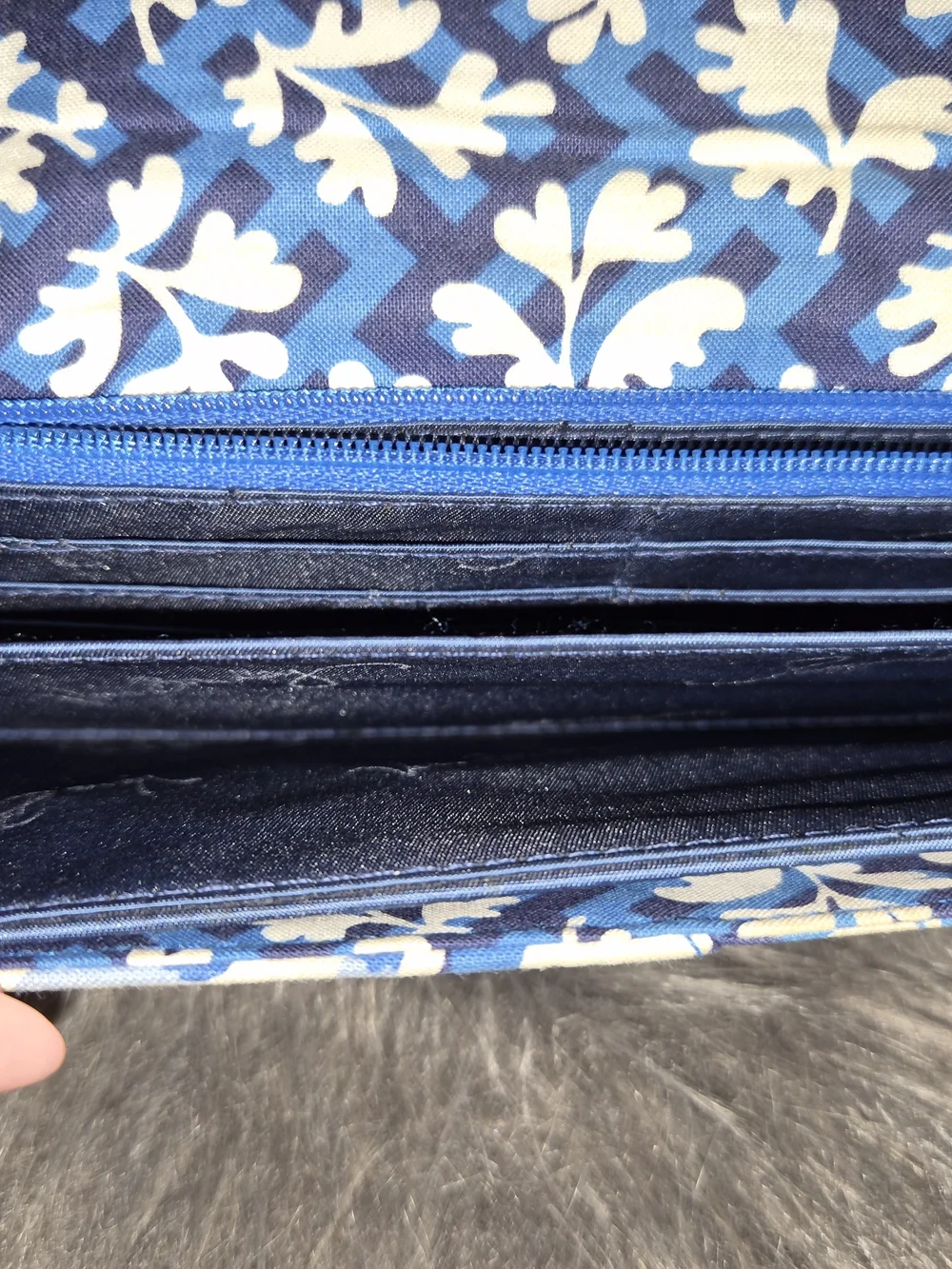 Vera Bradley Blue Floral Quilted Wallet with Navy Trim - Picture 5 of 9